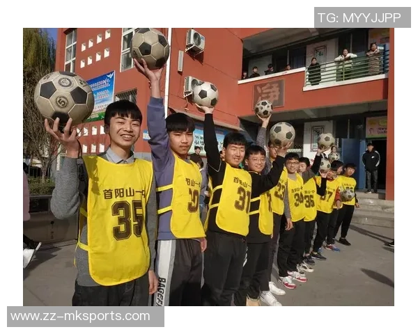 足球运球技术的概念与技巧解析及其在比赛中的重要性探讨